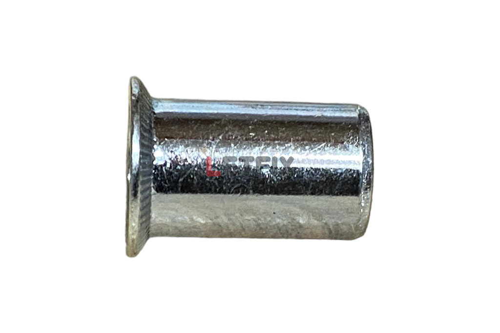 Белая резьбовая заклепка М3*9 мм потай