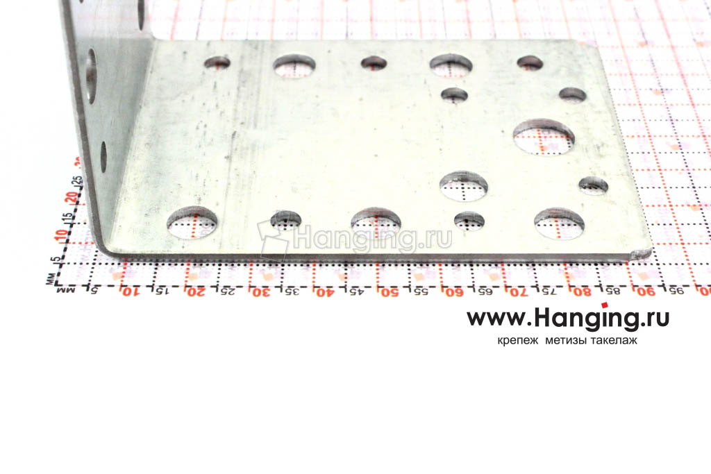 Монтажный перфорированный уголок 90х90х65х2 (из стали 2 мм)