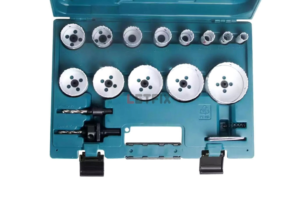 Набор биметаллических (BiM) сверлильных коронок Makita D-63993 (13 коронок 16-76 мм и адаптеры) в пластмассовом кейсе