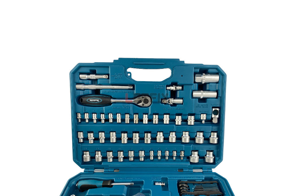 Набор инструмента Макита Е-06616 из 120 предметов